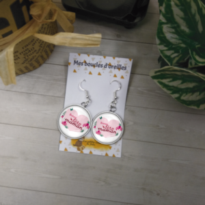 Boucles d’oreille cabochon – Bonne fête maman